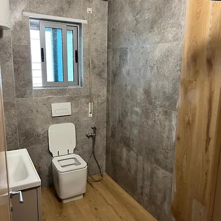 Gem Seaview Sarande- Amazing Penthouse アパート Sarandë